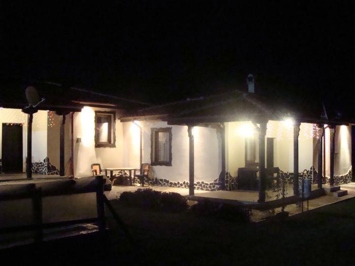 Madara Omaya Guest House 外观 照片